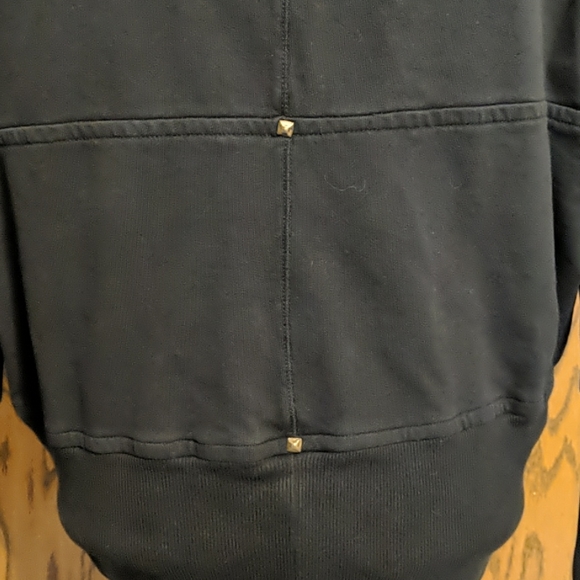 Cute Over Shirt - Picture 3 of 6